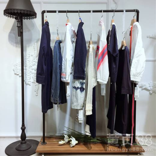 西柳服裝批發(fā) 她之曲19秋冬女裝的優(yōu)質(zhì)貨源與代理攻略