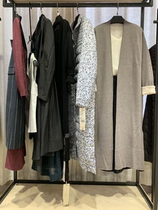 嘉貝逸飛 高端品牌女裝批發(fā)與折扣店進(jìn)貨指南